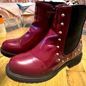 Gioseppo burgundy patent leather studded ankle boots, size 28 kids .